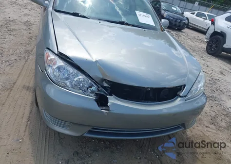 2005 Toyota Camry Le from USA, damaged, VIN 4T1BE30K65U617024